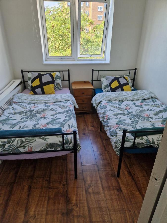 Апартаменти Twin Bed For Guests Лондон Екстер'єр фото